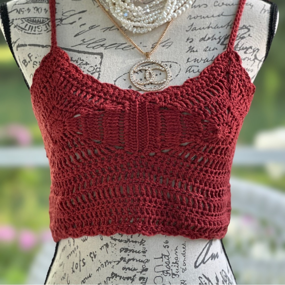 Handmade Crochet Crop top - Size M, Rustic Red